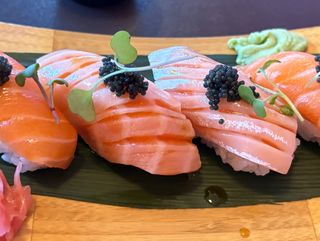 Nigiri de Salmão (4 unidades)