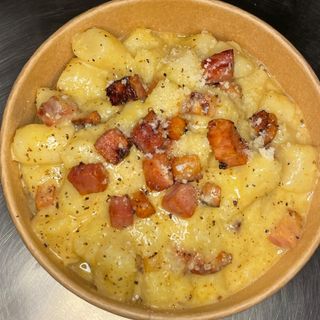 nhoque souffle, alla carbonara