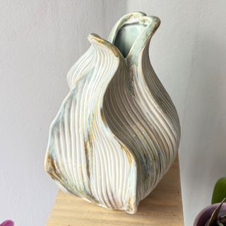 Pearl Wave