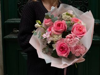 Bouquet em tons suaves de rosa