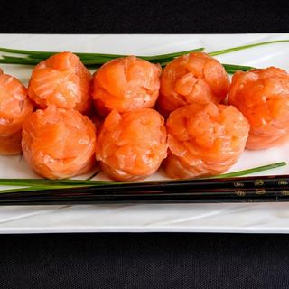 Gunkan de Salmão Fresco (8 peças)