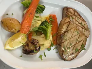 Bife De Atum Grelhado