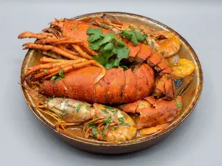Cataplana de Marisco com Lavagante ou Lagosta.