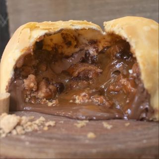Pastel de Snickers