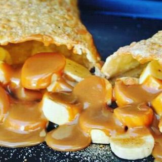 Pastel de Banana com Doce de Leite