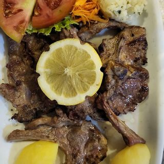 Costeletas de Borrego na Brasa