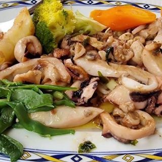 Chocos Frescos Fritos à Algarvia