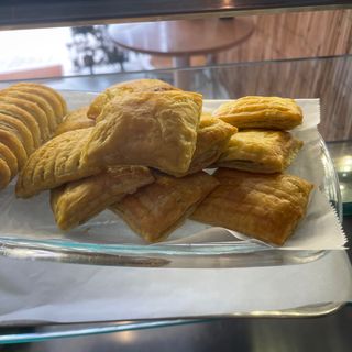 Folhado Espinafres Mini