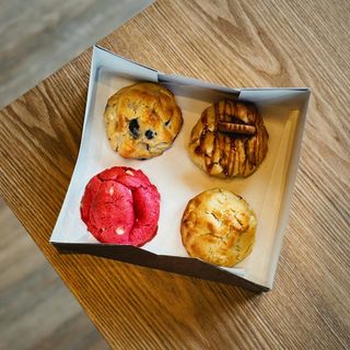 Combo Sweet Box Pack 4