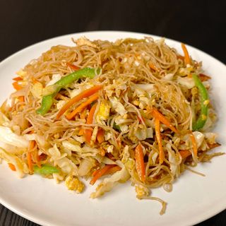 Chaumin de Massa Arroz Com Ovo