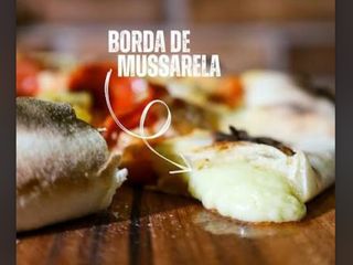 Borda Recheada de Mussarela