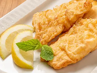 Filetes de Pescada c/ salada russa