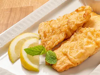 1/2 Filetes de pescada c/ salada russa