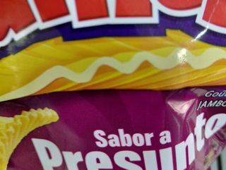 Rufles presunto pequena