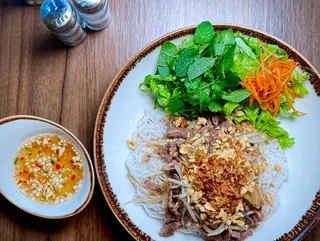Bún bò Nam Bộ