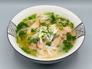 07.  Phở com Frango