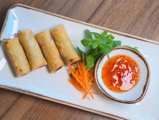 28. Nem chay - Vegetarian Spring Rolls (4 pcs)
