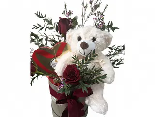 Pack Caixa + urso + Chocolate  + 3 Rosas de