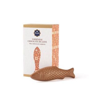 Lata sardinhas de chocolate de leite