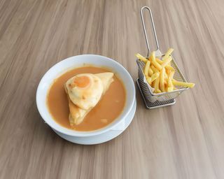 1/2 Francesinha Especial À 32