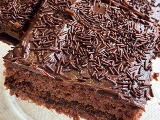 Bolo de chocolate negro