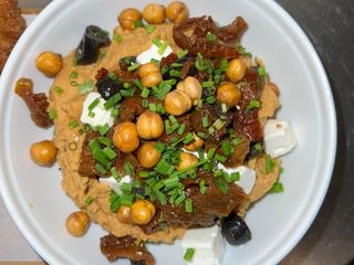 Hummus Mediterrâneo