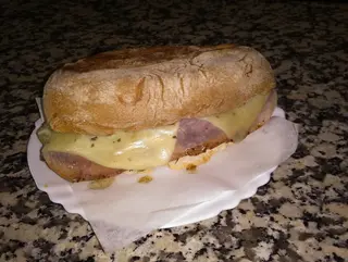 Prego no pão