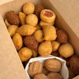 25 Mini salgados de festa