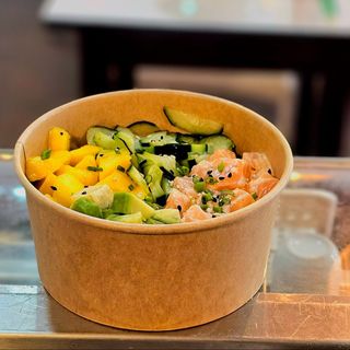 Poke de Salmão Marinado
