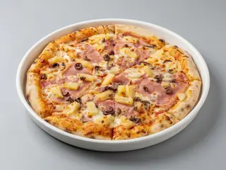 Pizza de Fiambre e Ananás