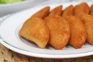 Rissóis de Camarão