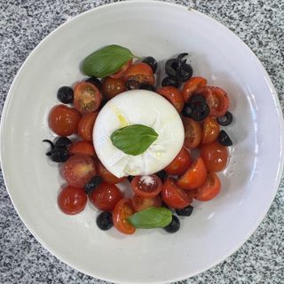 Burrata e tomato