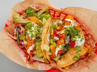 Taco Frango Crispy (2uni) com Nachos