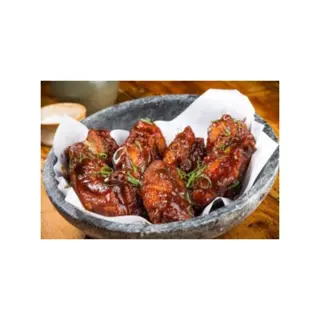 Asa de frango com barbecue