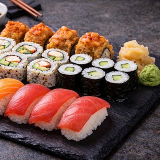 Sushi Combo 08 (25 Pc)