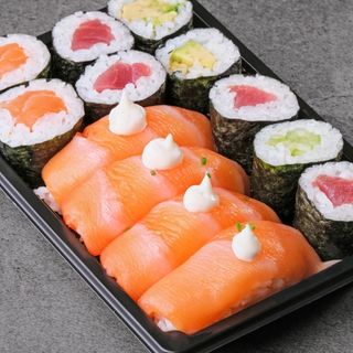Sushi & Sashimi 144 peças