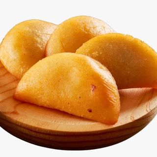 2 Empanadas