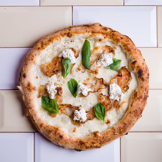 Pizza Guanciale e Stracciatella