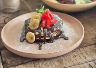 Panqueca de Nutella, Banana e Framboesas