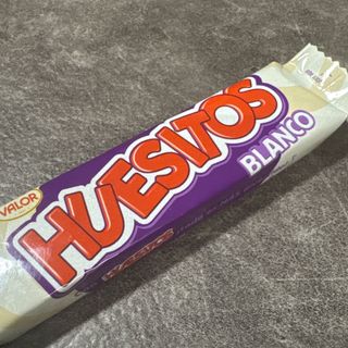 Huesitos Branco