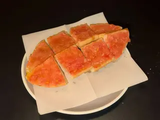 Pão com Tomate e Azeite Virgem Extra