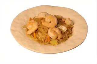 C2. Massa Fina Salteada com Camarão
