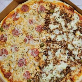 Metade +metade XL Pizza