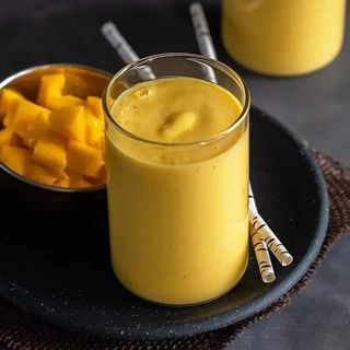 mango lassi