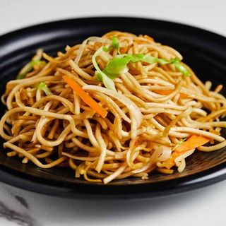 702.Noodles de Vegetais