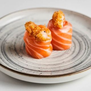 660.GUNKAN CAMARAO PANADO 8PCS