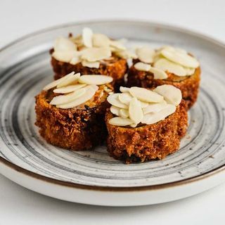 640.FRITO HOSSOMAKI AMENDO 8PCS