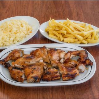 Frango Assado Inteiro Prato Por 2 Pessoas