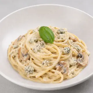 Pasta com Queijos