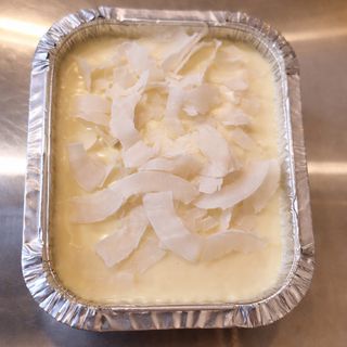 Bolo Gelado de Chocolate Branco com Coco